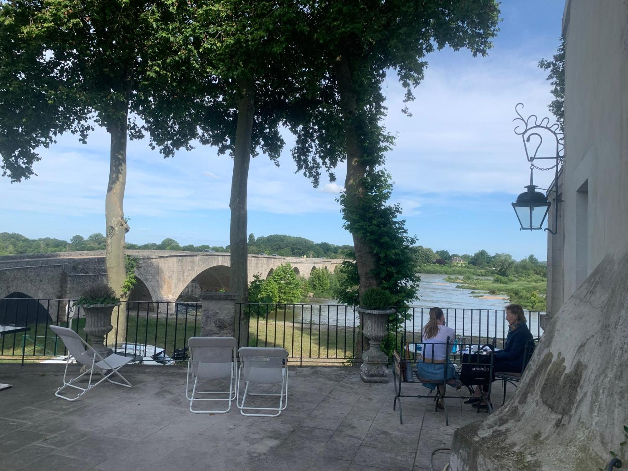 Grand Hotel De L'Abbaye Beaugency Ngoại thất bức ảnh